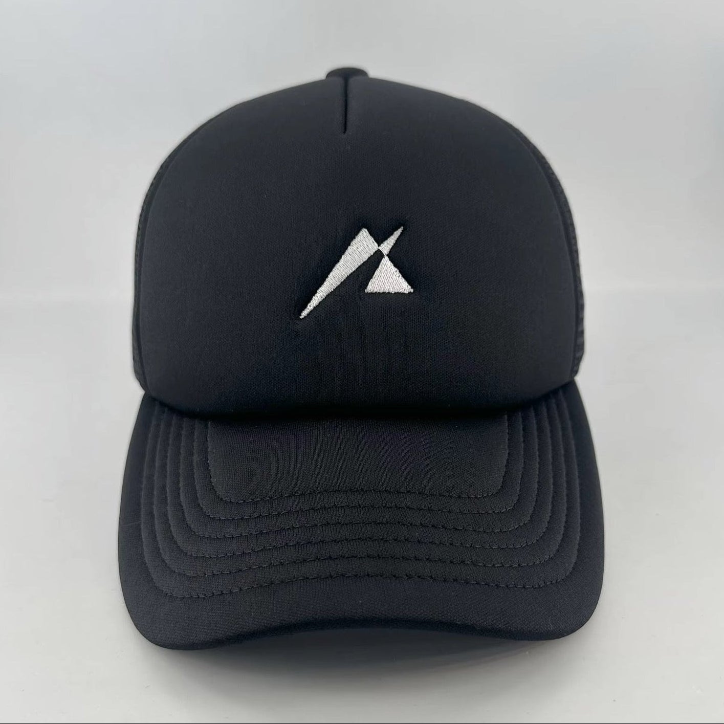 BLACK AGERE FOAM TRUCKER CAP